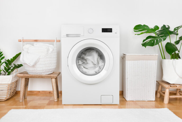 9 Surprising Things You Should Never Throw in the Washing Machine ...